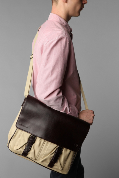 Ben Sherman Messenger