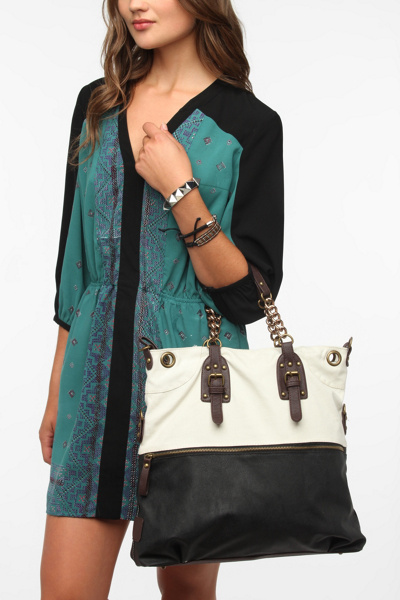 UrbanOutfitters -  Deena & Ozzy Chain Tote