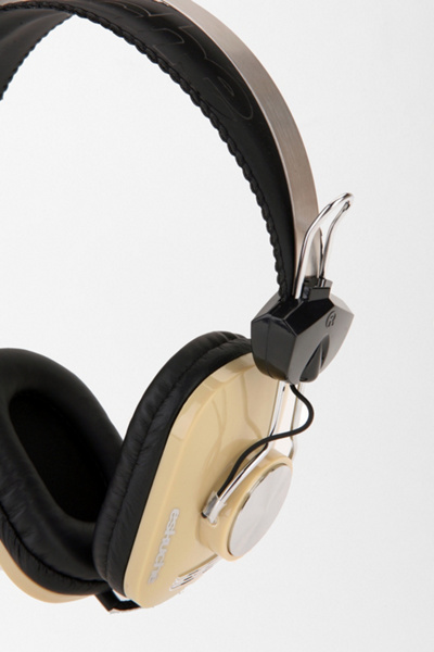 Control Headphones by Eskuche