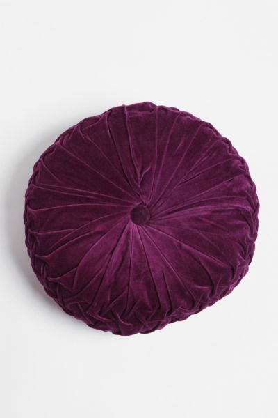 Round Pintuck Pillow - Urban Outfitters