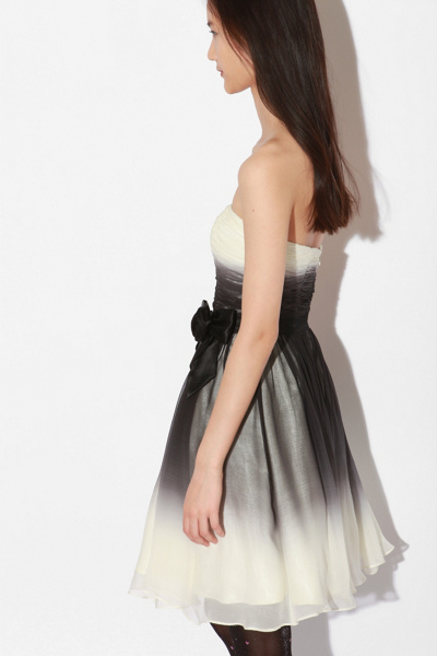 Betsey Johnson Ombre Chiffon Strapless Dress