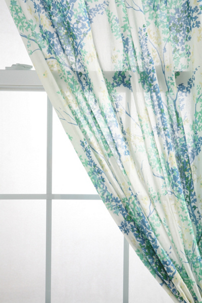 Breezy Branch Curtain