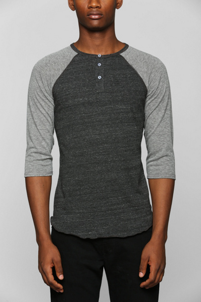ALTERNATIVE 3/4-Sleeve Two-Tone Henley Tee