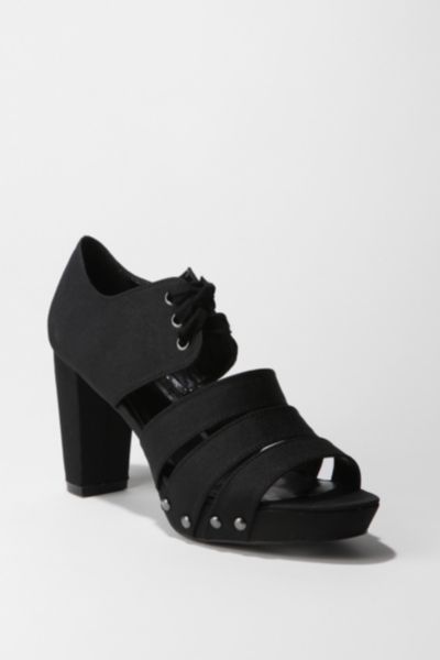Cooperative Grosgrain Block Heel