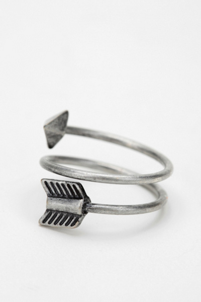Delicate Arrow Ring