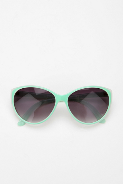 Candy Beach - Two-Tone Cat Eye Sunglasses