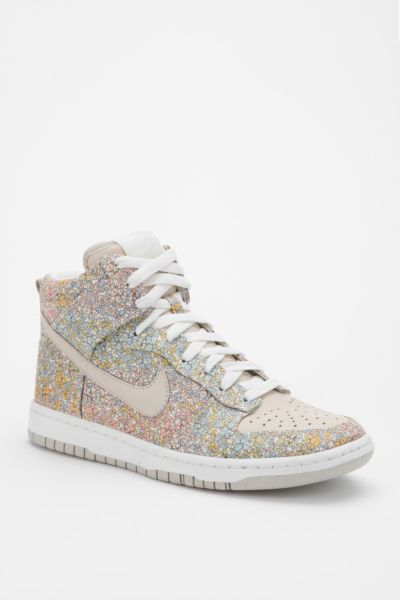 nike dunk high flowers