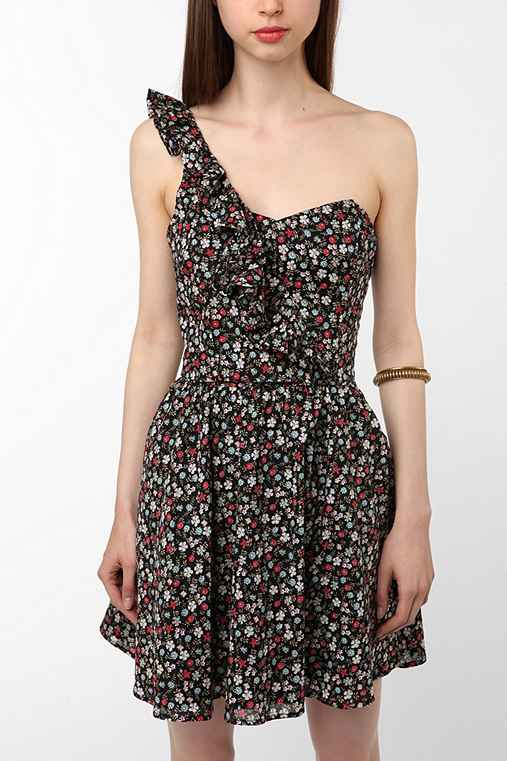 more gross dress