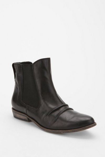 Ecote Leather Chelsea Boot