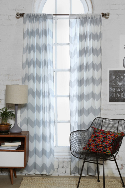 Zig Zag Curtain