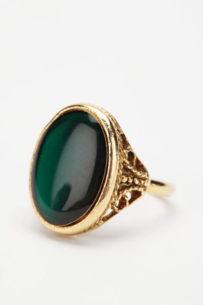 ... Jewelry for Urban Renewal Vintage Resin Ring - Urban Outfitters