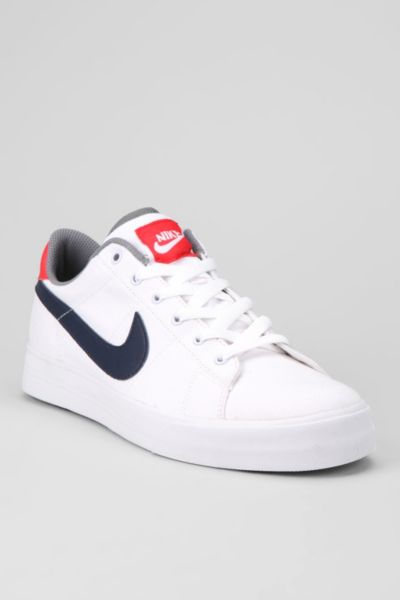 nike sweet classic