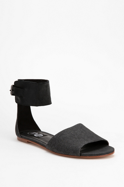 Cheap Monday Saviour Sianii Sandal