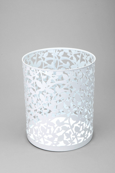 Thumbnail image for Climbing Ivy Trash Can