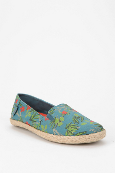 Vans Aloha Bixie Slip-On Sneaker