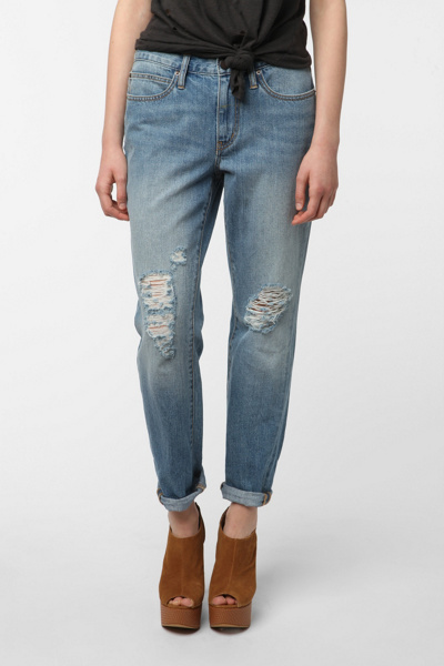 BDG Destructed Boyfriend Jean