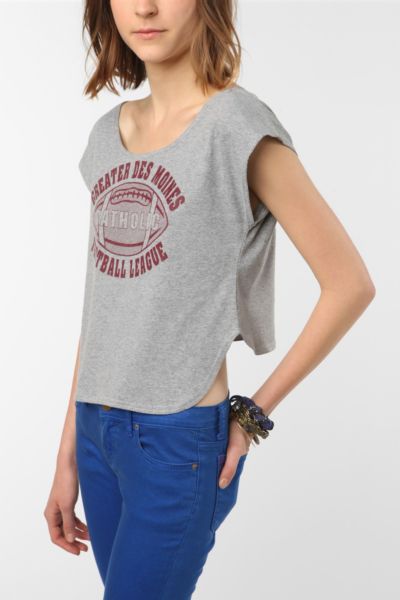 Urban Renewal Cropped LowHigh Graphic Tee - Urban Outfitters