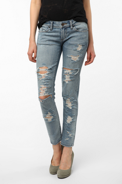 Blank Destructed Skinny Ankle Jean