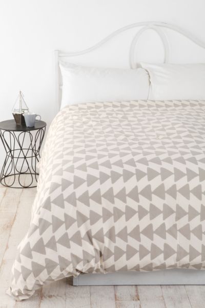 ... Designs : Nursery Interior Designer: Geometric bedding {I'm loving it