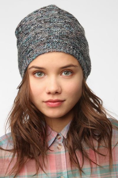 UO Slouchy Beanie
