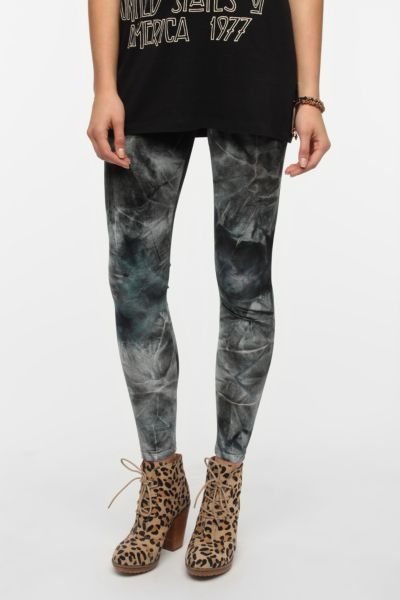 Out From Under Velvet Legging
