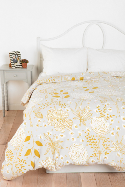 Plum & Bow Sketch Floral Duvet Cover Urban Outfitters