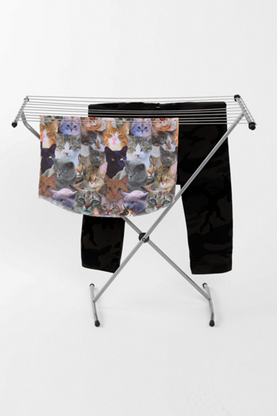 Deluxe Retractable Drying Rack Urban Outfitters