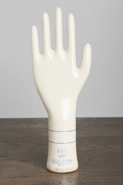Vintage 1972 Porcelain Hand