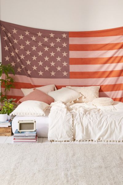 Large American Flag Tapestry Urban Outfitters