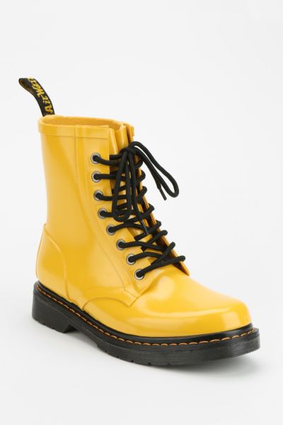 are dr martens rain proof