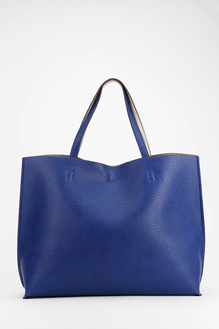 Reversible Vegan Leather Oversized Tote Bag - Urban Outfitters