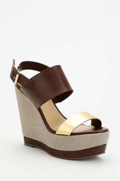 Report Nessa Platform Wedge Sandal