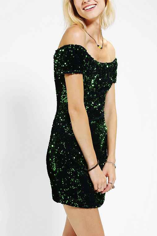 Motel Debbie Off-The-Shoulder Sequin Dress - Urban Outfitters
