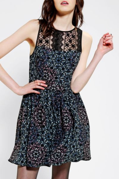 urban outfitters blue lace top