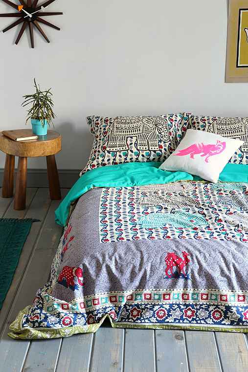 Magical Thinking Elephant-Stamp Duvet Cover - Urban Outfitters
