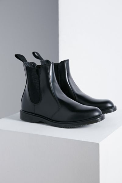 dr martens chelsea flora