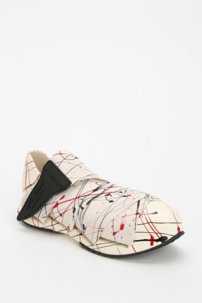 mummy sneakers