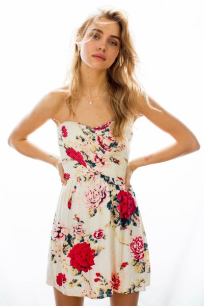 Kimchi Blue Floral Strapless Dress - Urban Outfitters