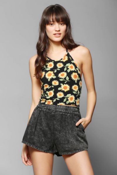 halter neck crop top urban outfitters