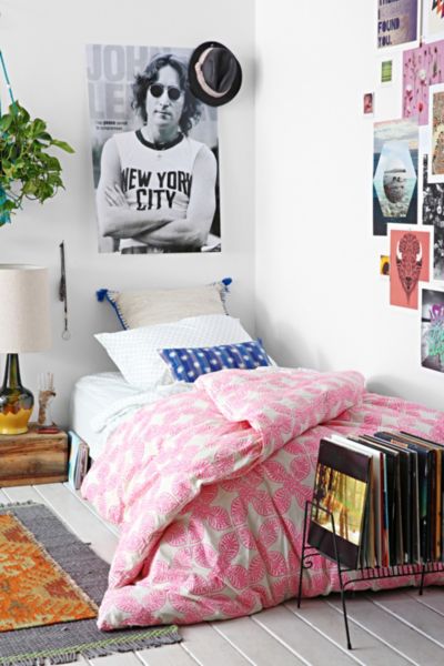 ... Bow Phoebe Block Twin XL Bed-In-A-Bag Snooze Set - Urban Outfitters