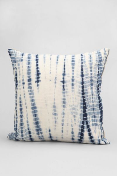 Best Sources For Affordable Throw Pillows Designertrapped Com