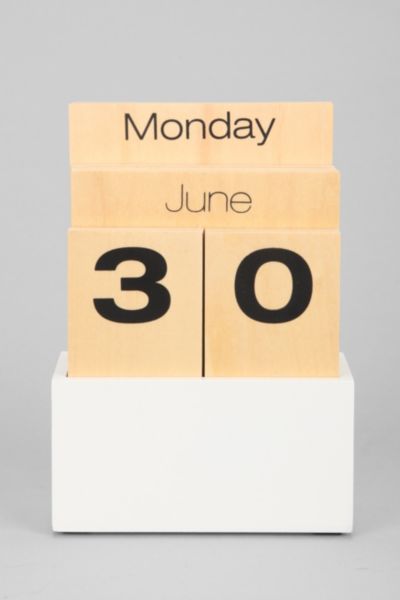 Shuttle Moveable Desk Calendar