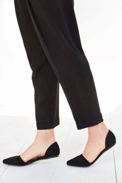 flats slip off