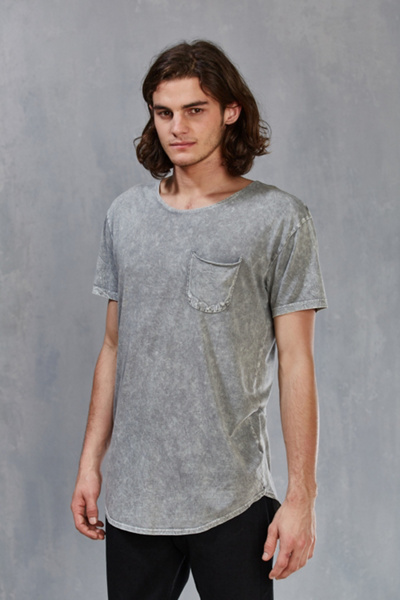 Feathers Mineralized Long Scoop Neck Tee