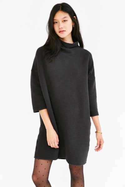 black ribbed t shirt dress