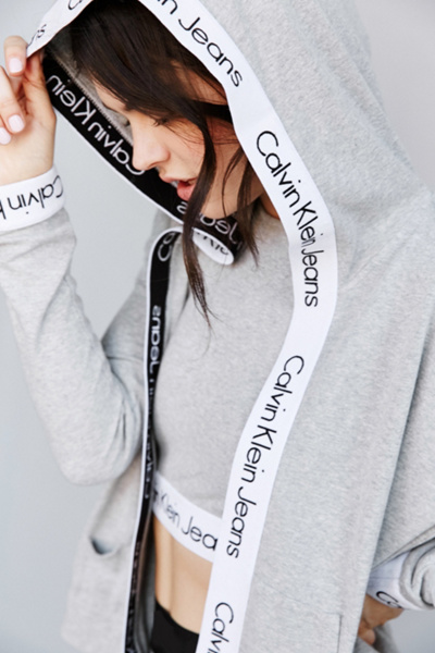 calvin klein jumper girls