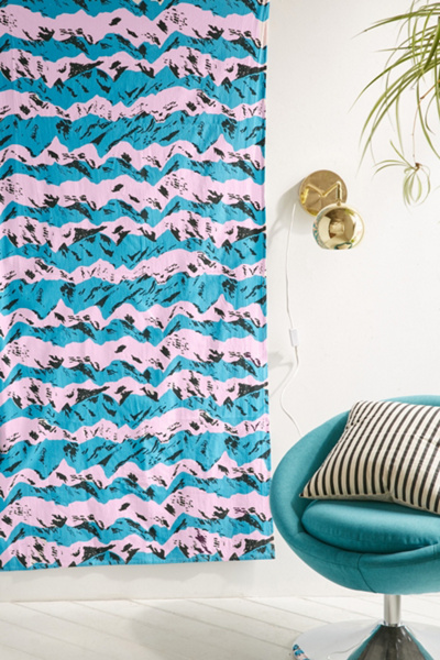 BAGGU & UO Mountain Tapestry