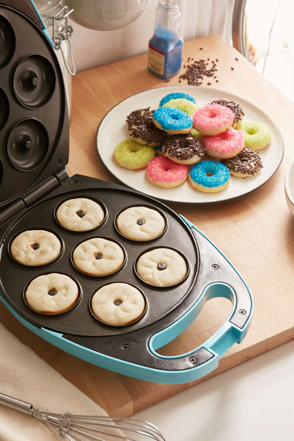 Mini donut maker