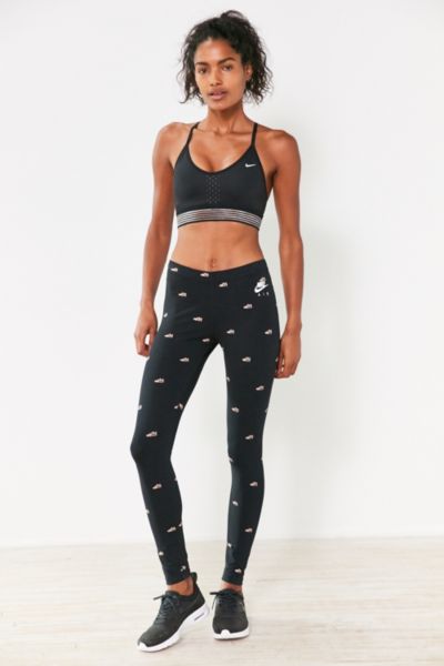 urban outfitters nike joggers