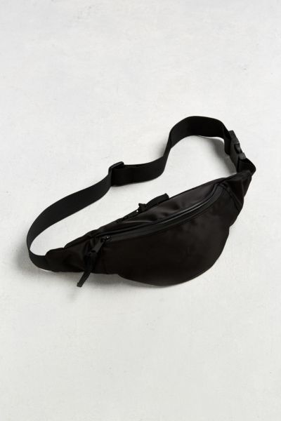 uo fanny pack